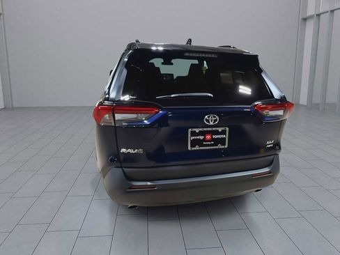 Used 2024 Toyota RAV4 XLE AWD/4WD image 7