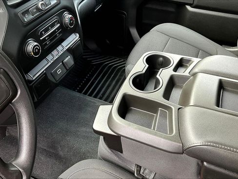 Used 2020 Chevrolet Silverado 1500 Custom w/ Custom Value Package image 11