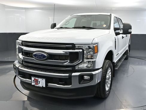Used 2022 Ford F250 XLT w/ XLT Value Package image 12