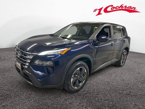 Used 2025 Nissan Rogue SV FWD image 32