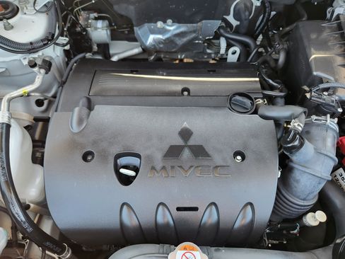 Used 2020 Mitsubishi Outlander Sport SE AWD/4WD image 21