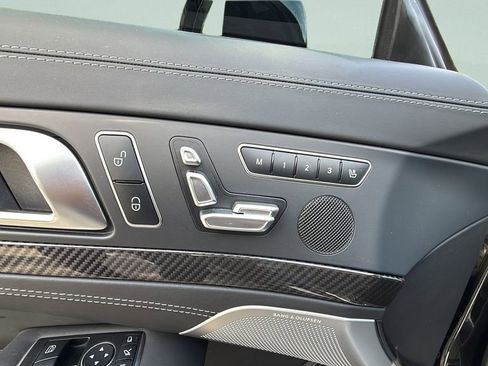 Used 2020 Mercedes-Benz SL 550 image 7