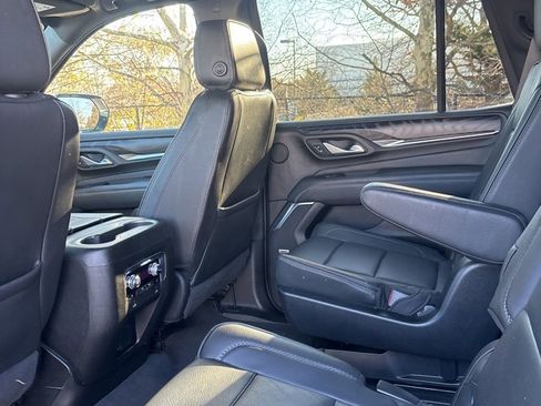 Used 2022 GMC Yukon Denali image 11