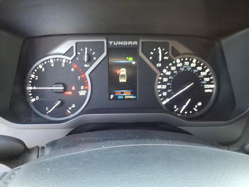 Used 2023 Toyota Tundra Limited w/ Power Package image 28