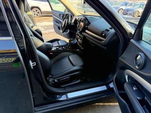 Used 2016 MINI Cooper Clubman image 12