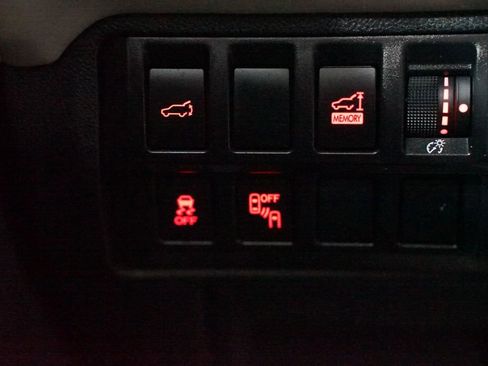 Used 2019 Subaru Ascent Touring image 25