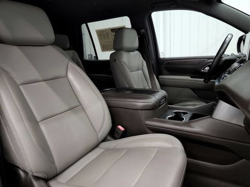 Used 2021 Chevrolet Tahoe LT AWD/4WD image 32