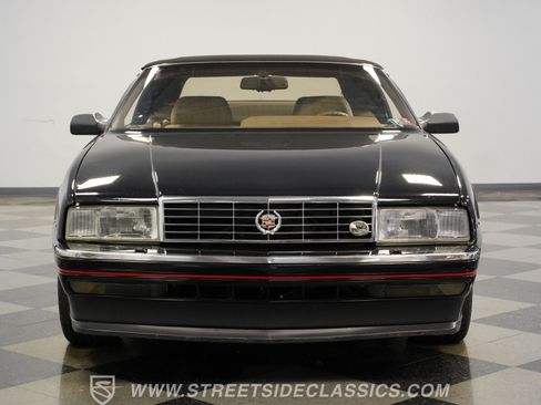 Used 1993 Cadillac Allante FWD image 18