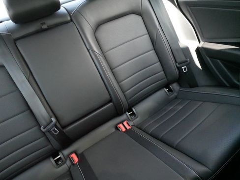 Used 2023 Volkswagen Jetta SE w/ Panoramic Sunroof Package FWD image 14