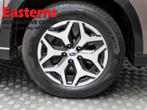 Used 2022 Subaru Forester Premium image 35