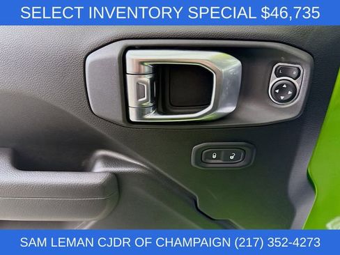 New 2025 Jeep Wrangler Unlimited Rubicon w/ Convenience Group image 17