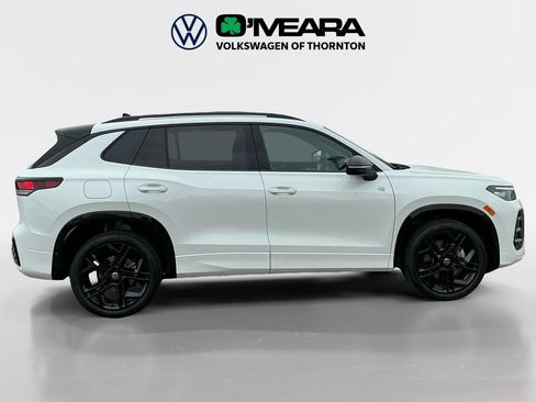 New 2026 Volkswagen Tiguan SE R-Line AWD/4WD image 6
