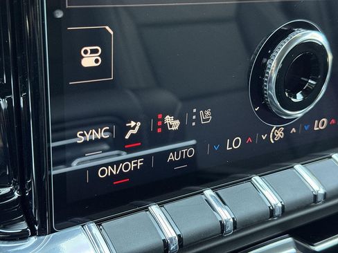 New 2026 GMC Yukon Denali AWD/4WD image 17