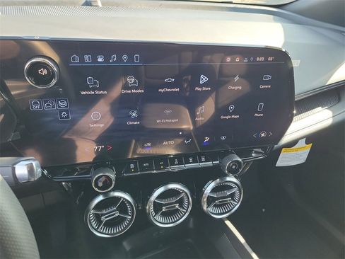 Used 2026 Chevrolet Blazer EV LT image 8