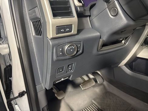 Used 2022 Ford F350 Lariat w/ Lariat Ultimate Package image 14