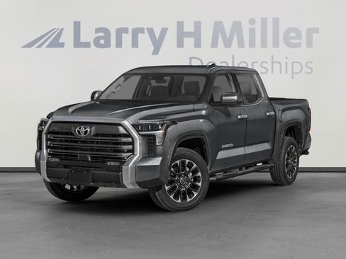Used 2025 Toyota Tundra Limited AWD/4WD image 1