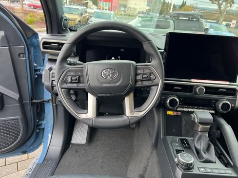 New 2026 Toyota 4Runner Limited image 12