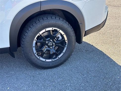 New 2025 Nissan Pathfinder Rock Creek image 11