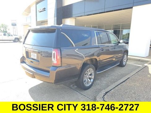 Used 2018 GMC Yukon XL SLE w/ SLE Value Package RWD image 4