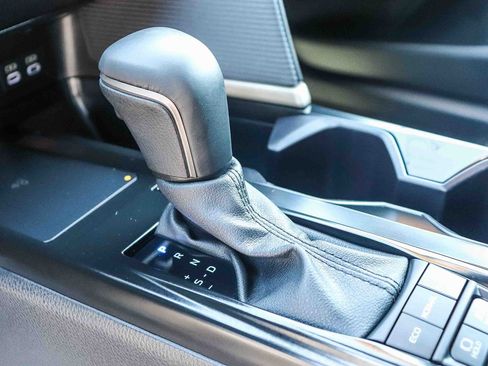 Certified 2025 Toyota Camry SE FWD image 24