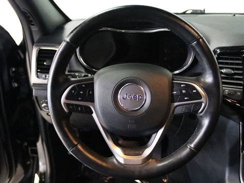 Used 2019 Jeep Grand Cherokee Altitude AWD/4WD image 36