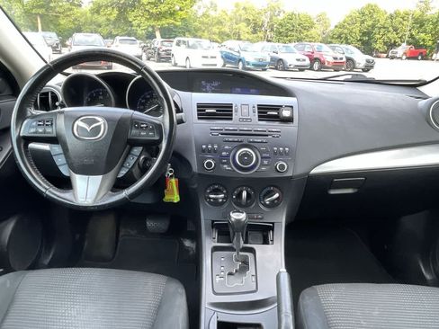Used 2012 MAZDA MAZDA3 i Touring FWD image 11