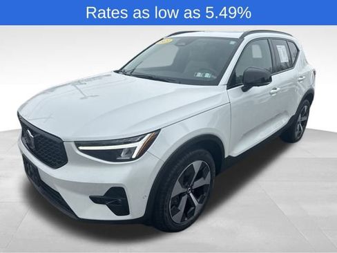 Used 2023 Volvo XC40 B5 Plus w/ Driver Assist Package image 22