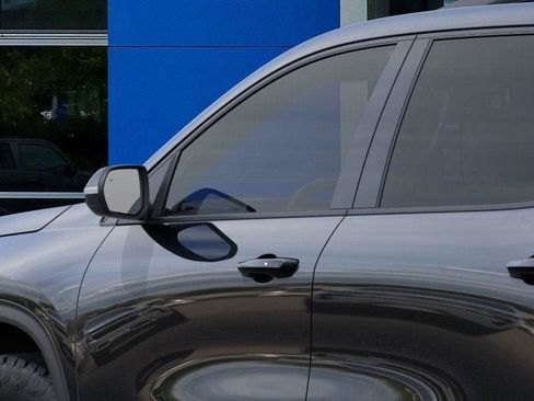 New 2026 Chevrolet Traverse Z71 w/ Enhanced Driving Package image 12