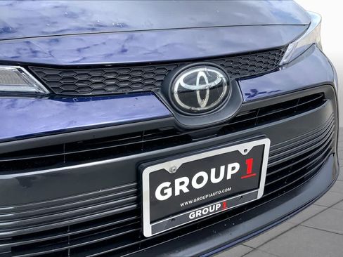 Used 2024 Toyota Corolla LE FWD image 29
