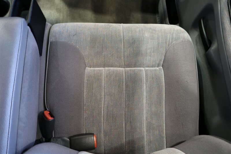 Used 1995 Dodge Ram 2500 Truck 4x4 Regular Cab image 75