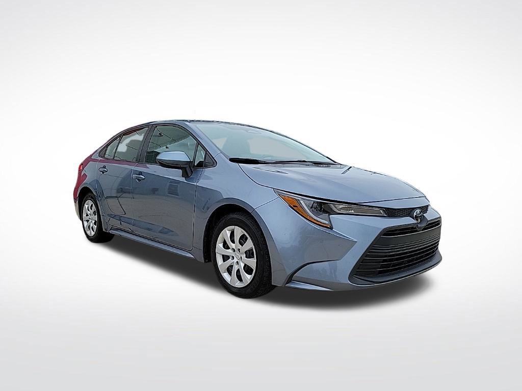 Used 2024 Toyota Corolla LE FWD image 6