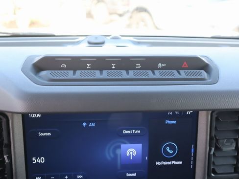 New 2025 Ford Bronco Badlands image 8