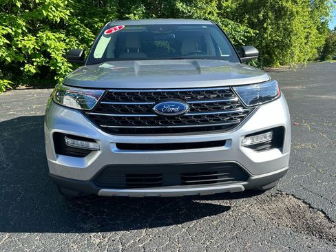 Certified 2023 Ford Explorer XLT w/ Equipment Group 202A AWD/4WD image 2