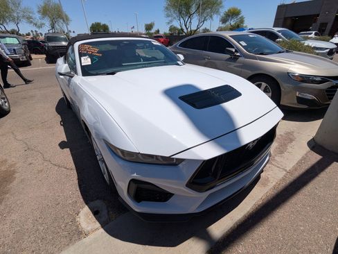 Used 2024 Ford Mustang GT Premium RWD image 2