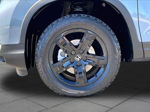Used 2023 Honda Ridgeline Black Edition image 10