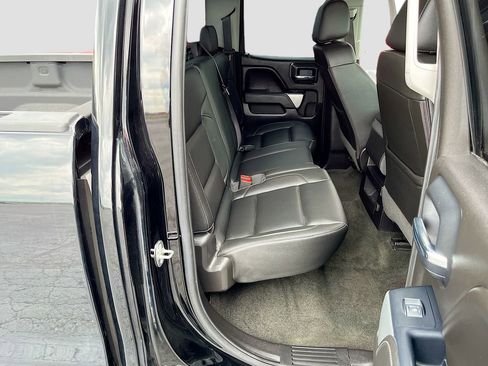 Used 2018 Chevrolet Silverado 1500 LT AWD/4WD image 27