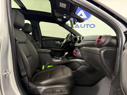 Used 2022 Chevrolet Blazer RS w/ Enhanced Convenience Package image 10