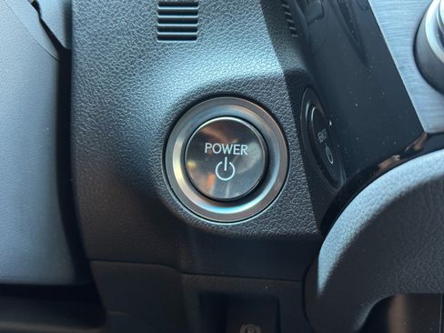 Used 2025 Lexus ES 300h F Sport FWD image 24