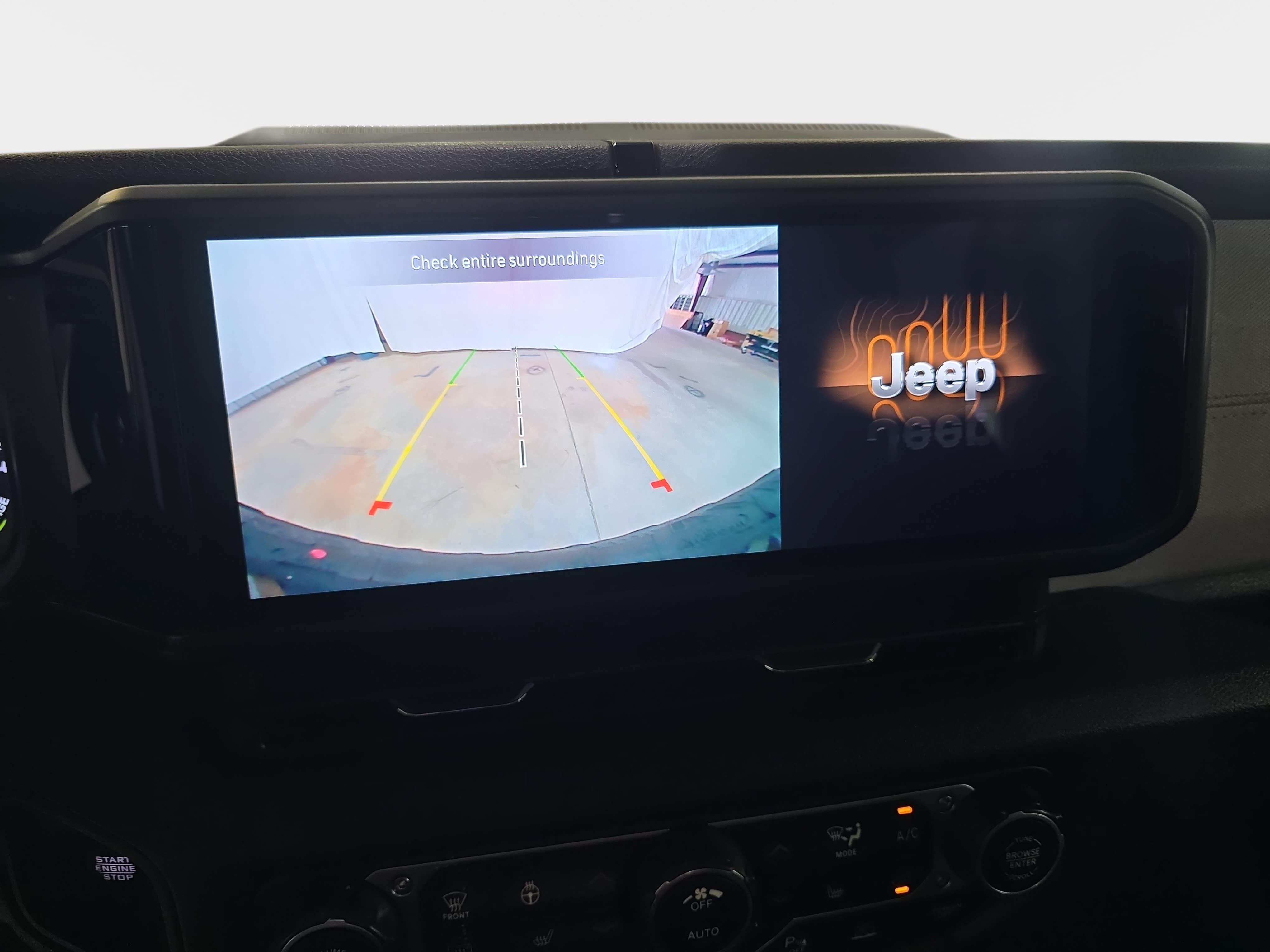 Used 2024 Jeep Wrangler Unlimited AWD/4WD image 20
