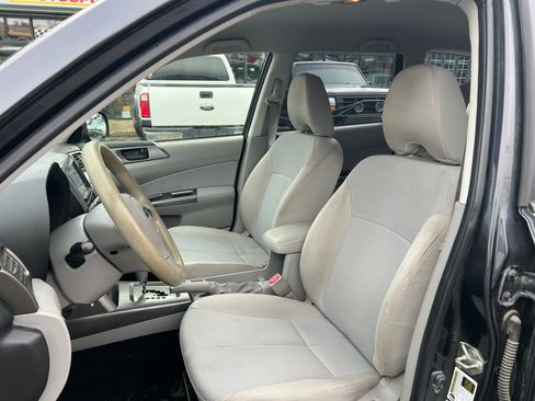 Used 2012 Subaru Forester 2.5X w/ Alloy Wheel Pkg image 6