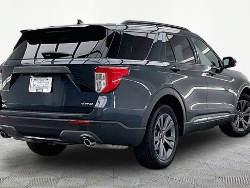 Certified 2023 Ford Explorer XLT w/ Equipment Group 202A AWD/4WD image 2