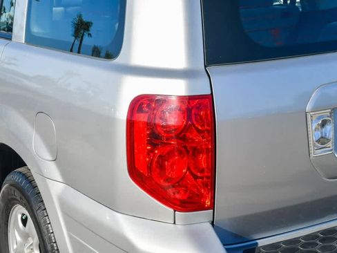 Used 2005 Honda Pilot LX image 6