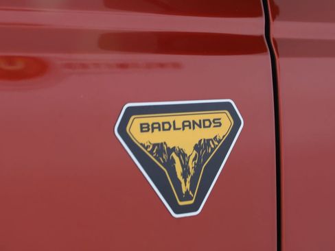 Used 2024 Ford Bronco Badlands AWD/4WD image 24