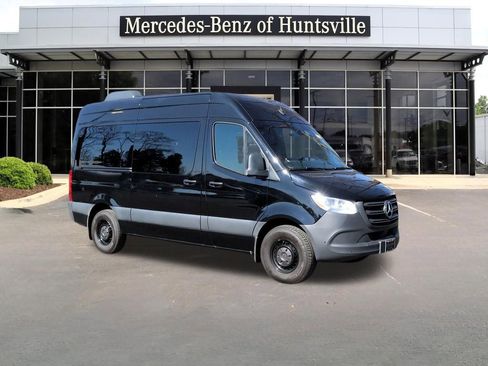 Used 2024 Mercedes-Benz Sprinter 2500 image 1