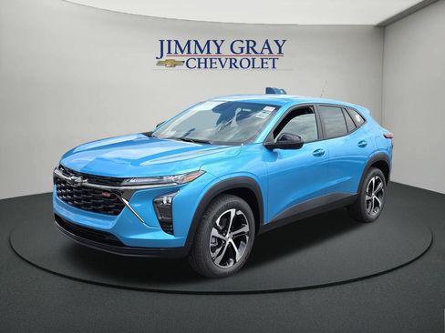 New 2026 Chevrolet Trax RS w/ Driver Confidence Package FWD image 1