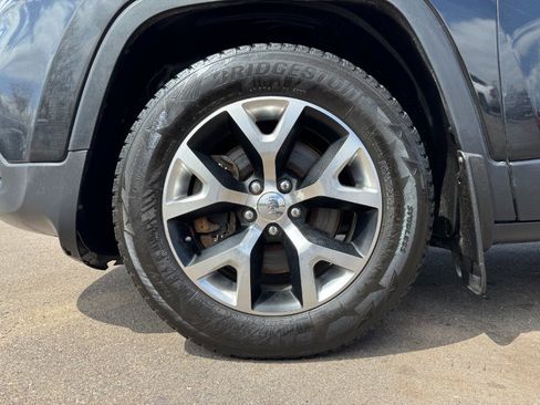 Used 2016 Jeep Cherokee Sport w/ Cold Weather Group image 13