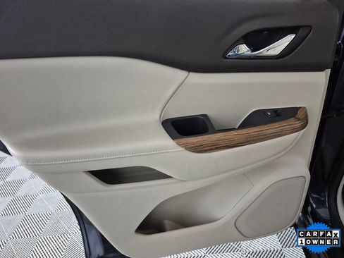 Used 2019 GMC Acadia Denali w/ Technology Package image 25