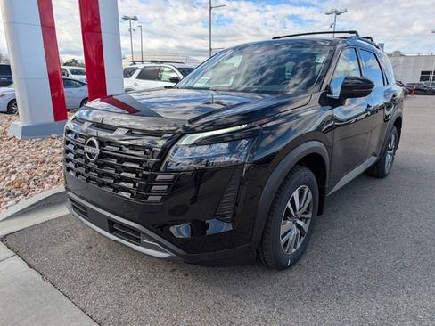 New 2026 Nissan Pathfinder SL AWD/4WD image 2