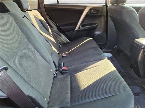 Used 2017 Toyota RAV4 LE w/ All Weather Liner Package AWD/4WD image 28