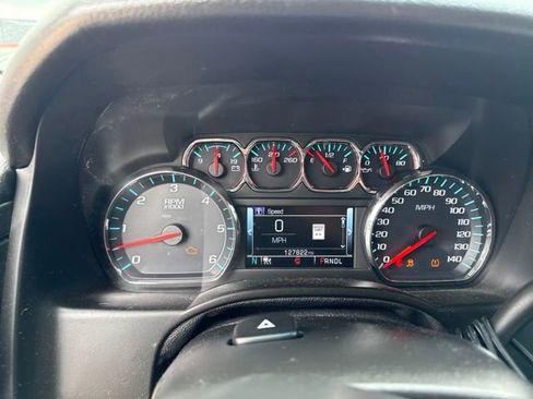 Used 2018 GMC Yukon XL SLT w/ Premium Edition AWD/4WD image 4